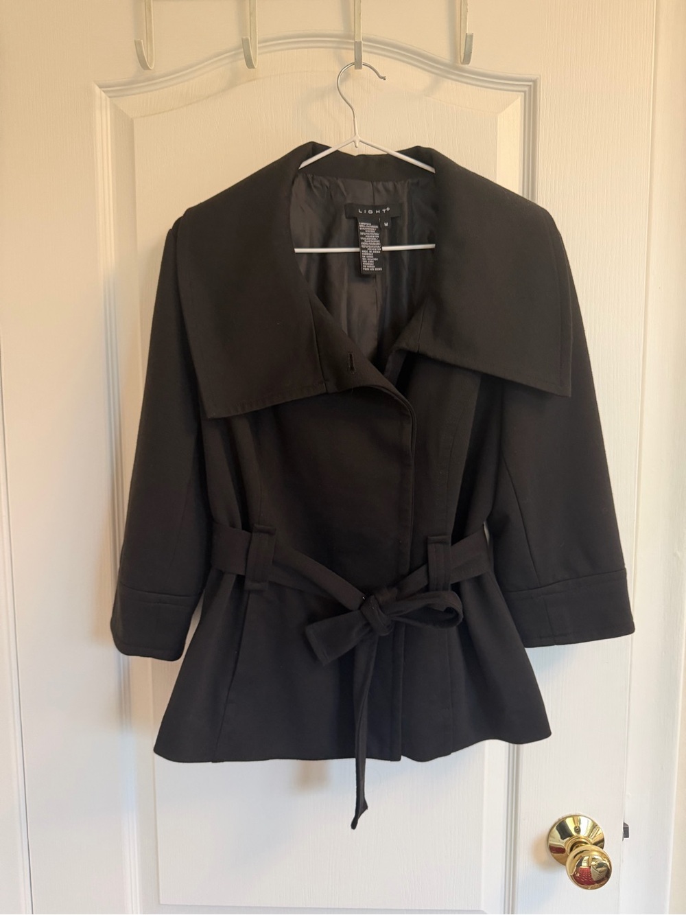 LIGHT Black Belted Wide-Collar Jacket – Size M